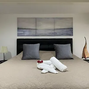 Duplex Situe A 2min De La Gare Du Nord Apartment Brussels